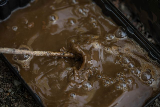 image-102 Zanęta na ostrożnego karpia: taktyka gotowania kulek proteinowych