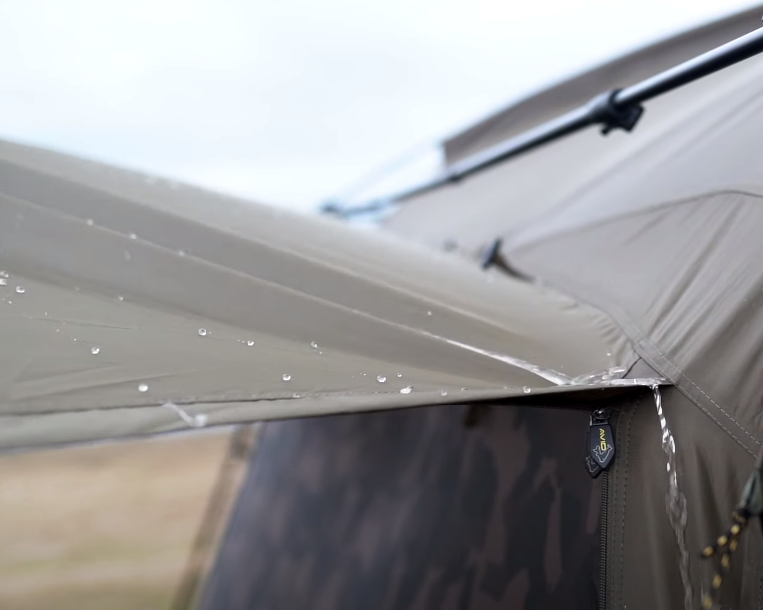 image-119 Namiot AVID CARP Screen House — Twój karpiowy „apartament” nad wodą!