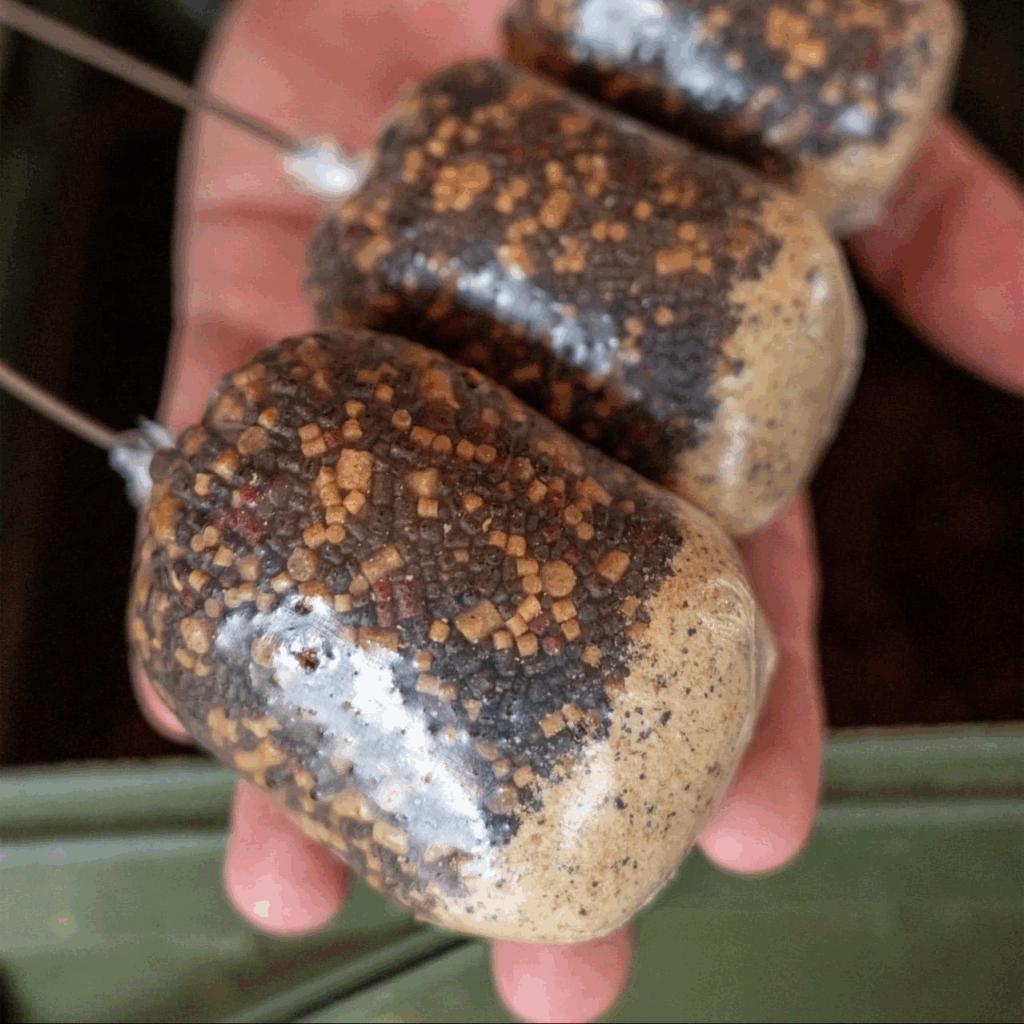 image-3-1024x1024 Poradnik korzystania z worków PVA — jak je przygotować, czym wypełnić i jaki przypon związać