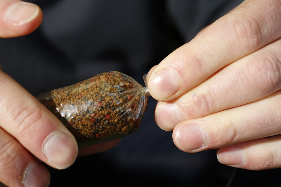 image-7 Poradnik korzystania z worków PVA — jak je przygotować, czym wypełnić i jaki przypon związać