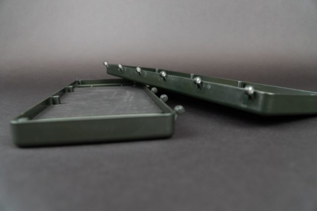 image-11 FOX F Box Magnetic. Piórnik na przypony — rozdziel na dwie części i używaj!